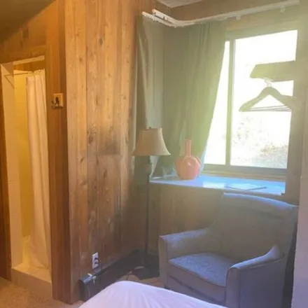 Rent this studio house on Glenwood Springs in CO, 81601