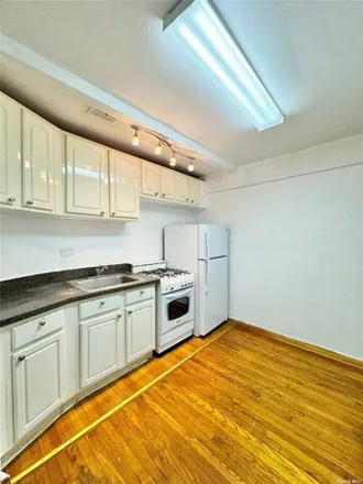 Image 6 - The Arkansas, 84-19 51st Avenue, New York, NY 11373, USA - Apartment for sale