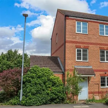 Buy this 4 bed townhouse on The Sidings in Oakham, LE15 6RN