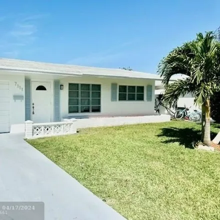 Buy this 2 bed house on 7161 Northwest 58th Court in Tamarac, FL 33319