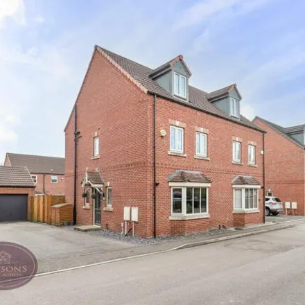 Buy this 4 bed townhouse on Bakewell Lane in Hucknall, NG15 6UR