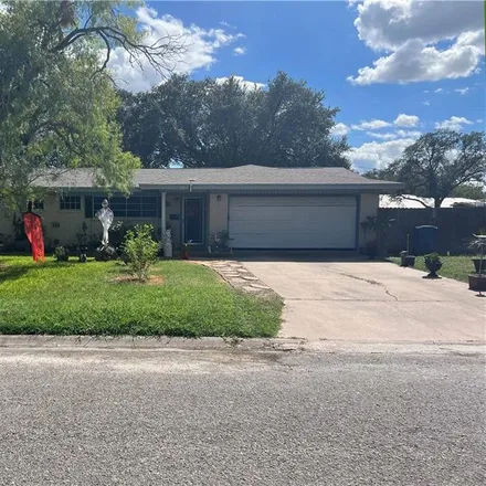 Buy this 3 bed house on 631 Short Street in Sinton, TX 78387