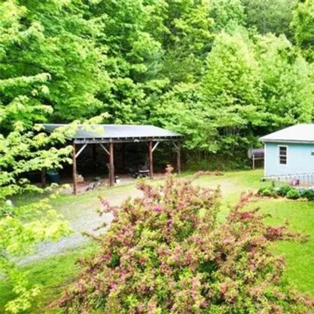 Buy this 3 bed house on 221 Chestnut Gap Road in Fannin County, GA 30513