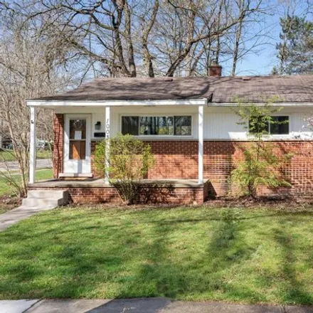 Image 1 - 2422 South Circle Drive, Ann Arbor, MI 48103, USA - House for sale