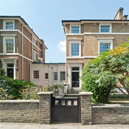 Rent this 2 bed apartment on 19 Warwick Avenue in London, W9 1AB