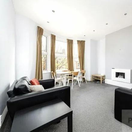 Image 1 - Physiohaüs, 37-39 St. George's Terrace, Newcastle upon Tyne, NE2 2SX, United Kingdom - Townhouse for rent