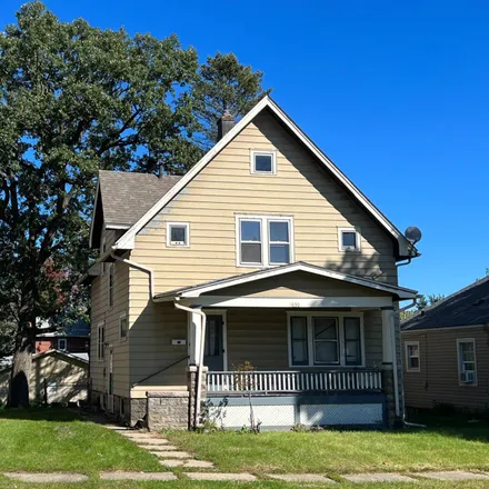 Buy this 3 bed house on 1630 8th Avenue in Rockford, IL 61104