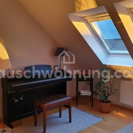 Rent this 3 bed apartment on Hohentorsheerstraße 53 in 28199 Bremen, Germany