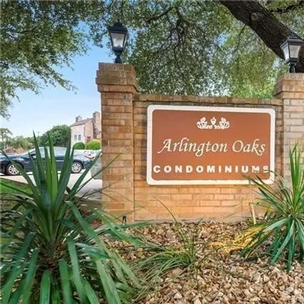 Buy this 1 bed condo on 2305 Balsam Drive in Arlington, TX 76006