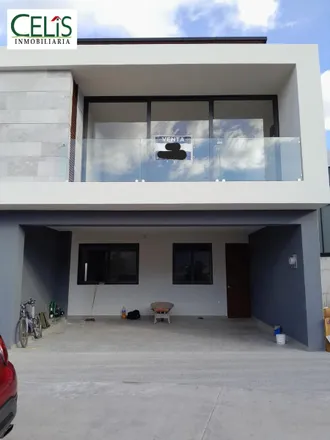 Buy this studio house on unnamed road in Colonia Insurgentes, 78215 San Luis Potosí