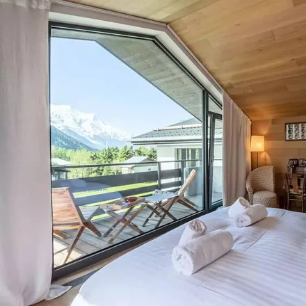 Rent this 6 bed house on Chamonix Mont-Blanc in Passage du Temple, 74400 Chamonix-Mont-Blanc
