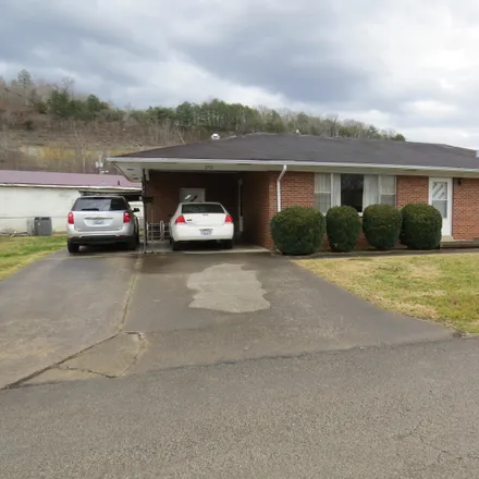 Buy this 3 bed house on 274 South Allison Avenue in Barbourville, KY 40906