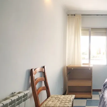 Rent this 2 bed room on Madrid in Acueducto de los Pinos, Paseo de la Dirección