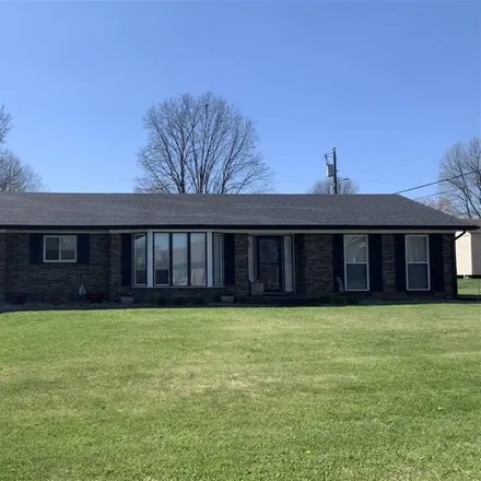 Buy this 3 bed house on 682 Cloverdale Drive in Danville, KY 40422
