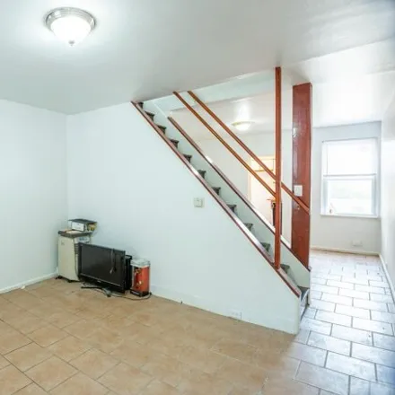 Image 6 - 2214 East Thompson Street, Philadelphia, PA 19125, USA - House for sale