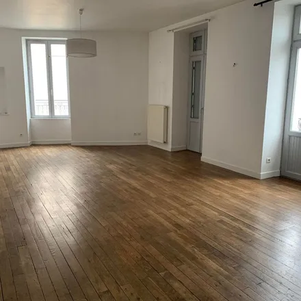 Rent this 4 bed apartment on 1 Avenue Charles de Gaulle in 03100 Montluçon, France