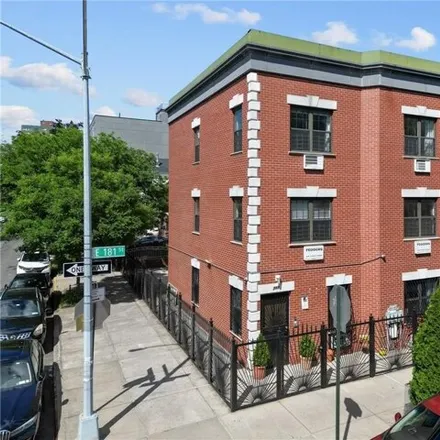 Buy this 6 bed duplex on 731 E 181st St in New York, 10457