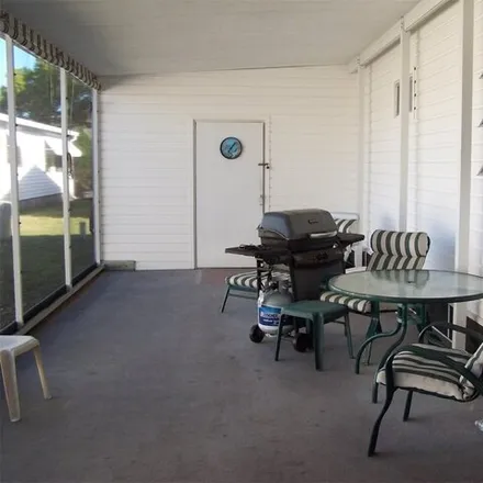 Image 2 - Willow Avenue, Largo, FL 33771, USA - Apartment for rent