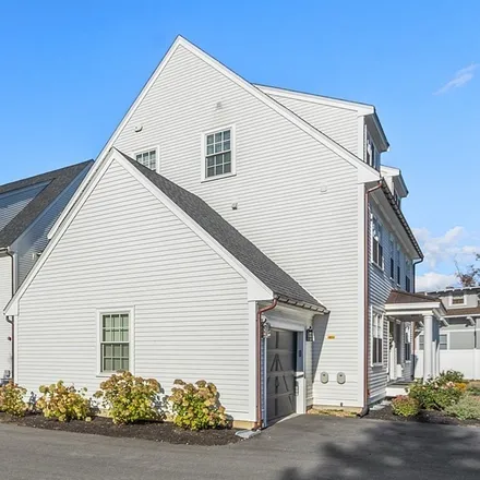 Buy this 3 bed condo on 353 South Main Street in Ward Hill, Haverhill