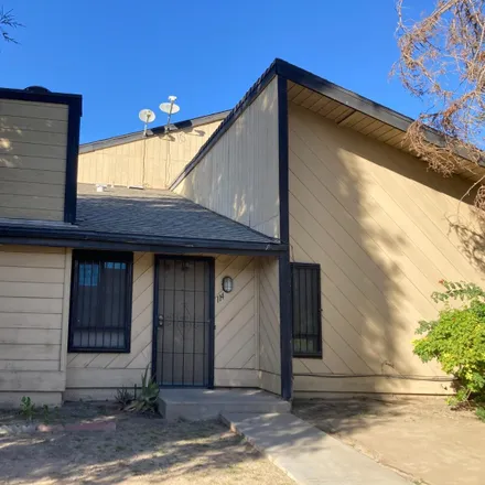 Buy this 3 bed condo on 450 South Argyle Avenue in Fresno, CA 93727
