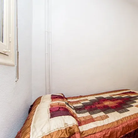 Rent this 9 bed room on Madrid in Calle de Silva, 21B