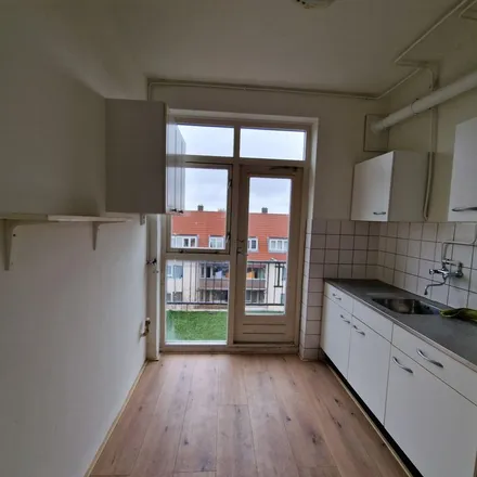 Rent this 5 bed apartment on Rotterdamsedijk 413B-1 in 3112 AP Schiedam, Netherlands