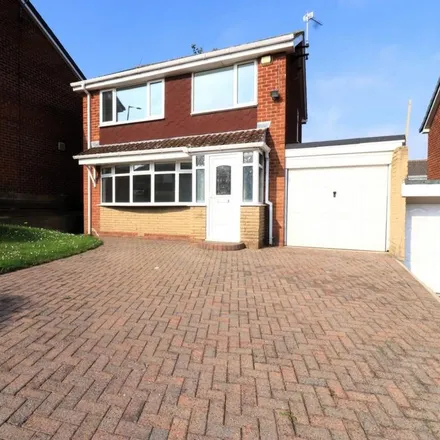 Rent this 3 bed house on Birkdale Road in New Marske, TS11 8BL
