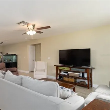 Image 7 - 8328 Brandeis Cir W, Sarasota, Florida, 34243 - House for sale