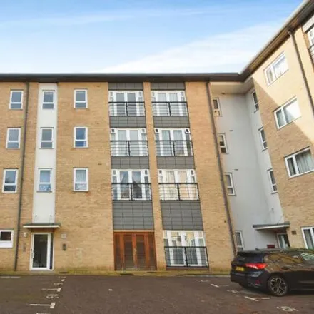 Buy this 1 bed apartment on Southernhay in Basildon, SS14 1FS
