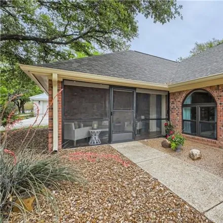 Image 3 - 845 Northview Drive, New Braunfels, TX 78130, USA - House for sale