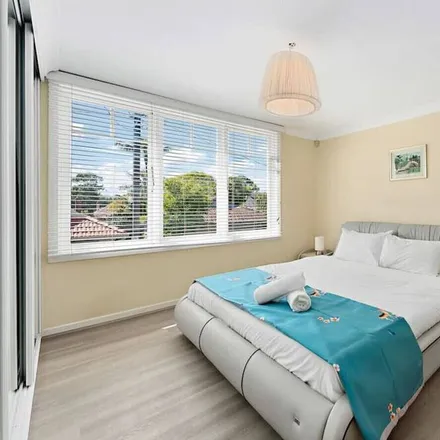 Rent this 2 bed house on Cremorne NSW 2090