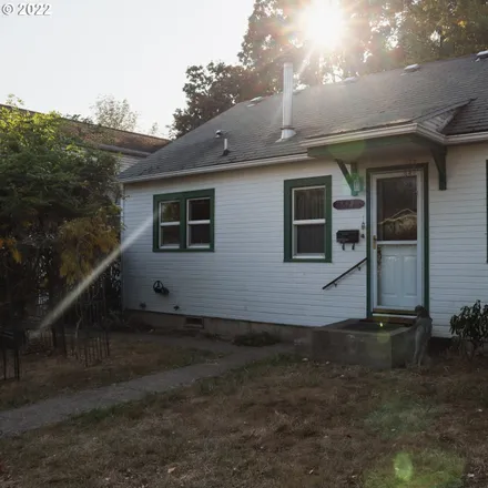 Buy this 3 bed house on 1322 Garfield Street in Eugene, OR 97402