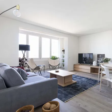 Rent this 2 bed apartment on Carrer de la Diputació in 70, 08013 Barcelona