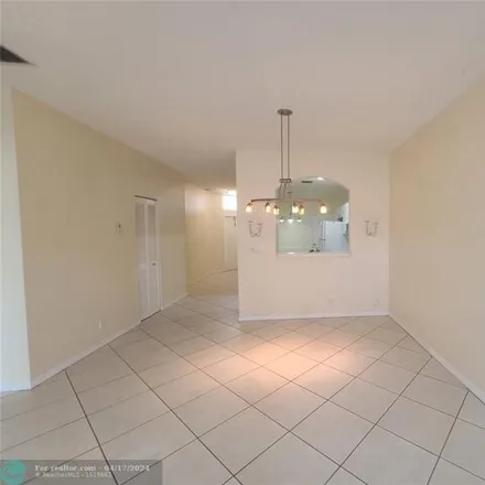 Image 2 - 1067 Southwest 42nd Terrace, Lakeview, Deerfield Beach, FL 33442, USA - House for rent