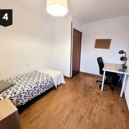 Image 5 - Zabalbide kalea, 59, 48006 Bilbao, Spain - Apartment for rent