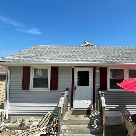 Rent this 3 bed house on 15 Elizabeth Avenue in Lavallette, Ocean County
