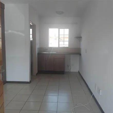 Image 5 - 241 Flowers Street, Tshwane Ward 58, Pretoria, 0084, South Africa - Apartment for rent