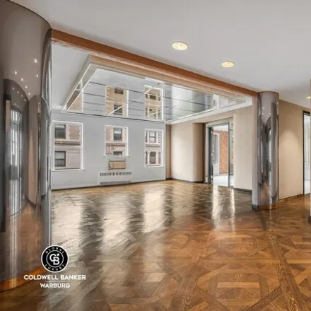 Image 4 - 45 East 82nd Street, New York, NY 10028, USA - Apartment for sale