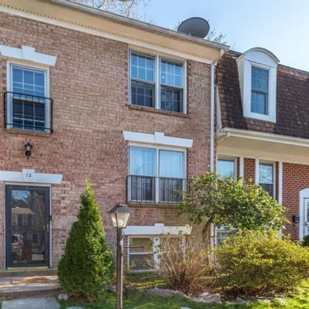 Buy this 3 bed condo on 10 Hyacinth Court in Gaithersburg, MD 20878