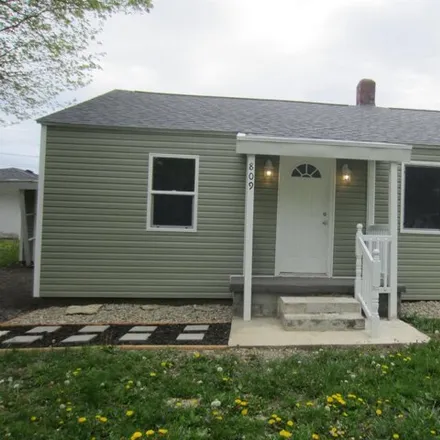 Buy this 2 bed house on 881 East Marshall Street in Marion, IN 46952