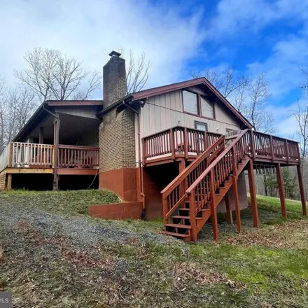 Buy this 2 bed house on 299 Pine Way in Shenandoah County, VA 22842