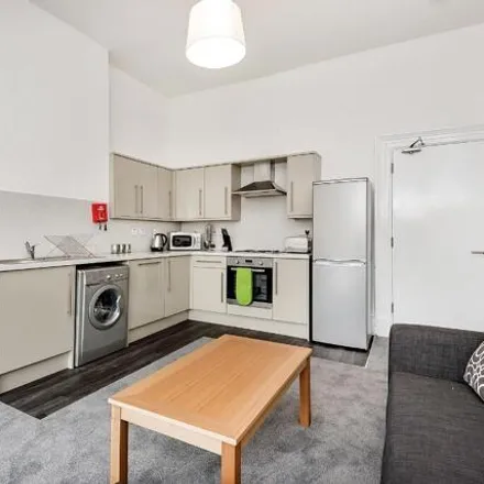 Rent this 4 bed apartment on Savers in Great Western Road, Glasgow