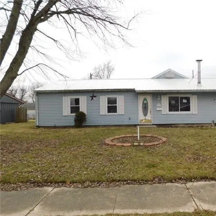 Buy this 3 bed house on 1560 Parkside Place in Findlay, OH 45840