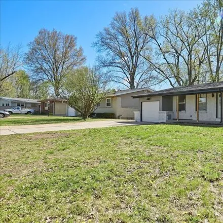 Image 2 - 2358 Vorhof Drive, Saint Louis County, MO 63136, USA - House for sale