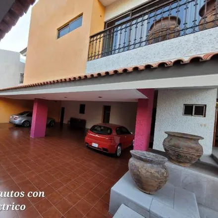 Buy this 4 bed house on Avenida Antonio Villaseñor in Colonia Fundadores, 78269 San Luis Potosí