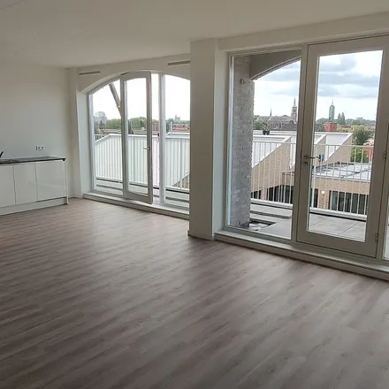 Rent this 1 bed apartment on Ingenieur Kalffstraat 194 in 5617 BH Eindhoven, Netherlands