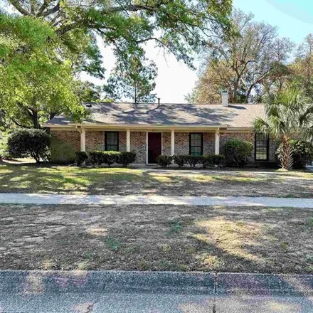 Rent this 3 bed house on 4321 Burtonwood Drive in Pensacola, FL 32514