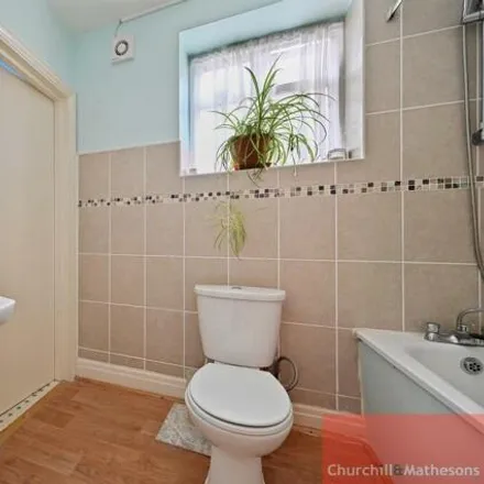 Image 7 - Manor Park Road, London, NW10 4JT, United Kingdom - Apartment for sale