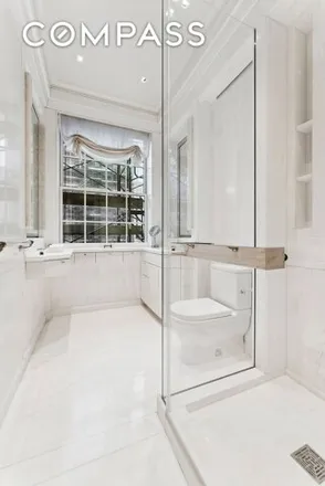 Image 9 - 66 East 66th Street, New York, NY 10065, USA - Apartment for sale