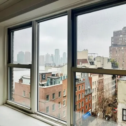 Image 8 - 433 East 51st Street, New York, NY 10022, USA - Townhouse for sale
